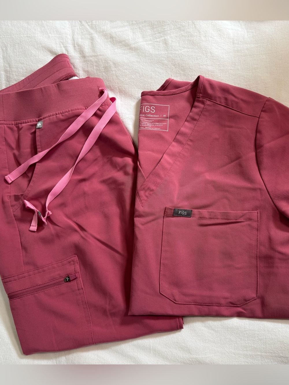 FIGS Womenβs Quartz Breast Cancer Scrub Set